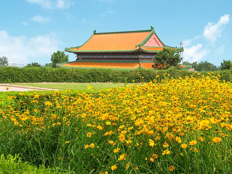 选墓推荐：天寿陵园和灵山宝塔陵园相比，该怎么选？
